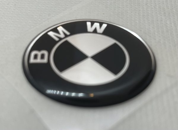 3D BMW logo (Silver black/blue)