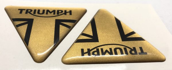 3D Triumph logo (Gold black)