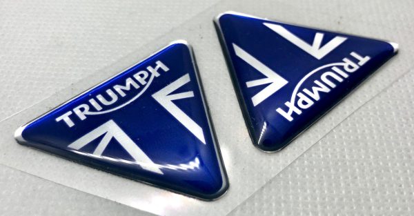 3D Triumph logo (Silver blue)